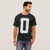 Capital Letter O Initial Monogram Grunge Font Alph T-Shirt (Vorne ganz)