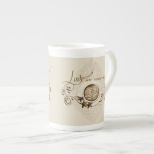 Cappuccino-Kaffee-Herz-Blatt-Swirbel-Stern-Keks Porzellantasse