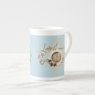 Cappuccino-Kaffee-Herz-Blatt-Swirbel-Stern-Keks Porzellantasse