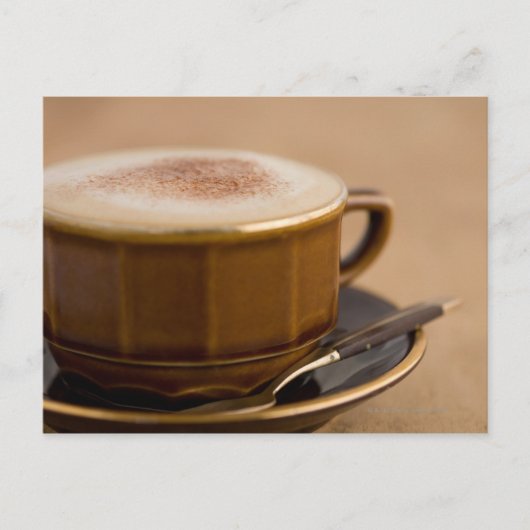 Cappuccino mit Kakaopulver Postkarte (Vorderseite)