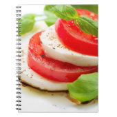 Caprese Salat. Tomate- und Mozzarellascheiben Notizblock (Vorderseite)