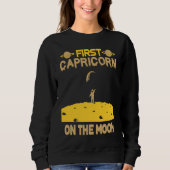 Capricorn On The Moon Sweatshirt (Vorderseite)