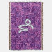 Capricorn Zodiac Sign Fuchsia Digital Camouflage Decke (Vorderseite Vertikal)