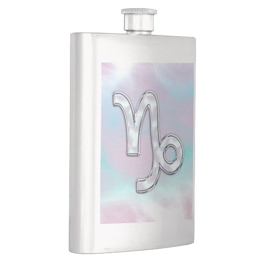Capricorn Zodiac Sign on Mother Pearl Style Flachmann (Rechts)