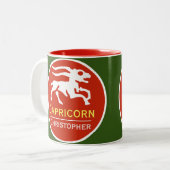 Capricorn Zodiac Star Sign mit dem Namen des Eigen Zweifarbige Tasse (Vorderseite Links)