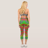 Capris, ein trendiger, vielfarbiger Stoffmuster Capri Leggings (Rückseite)