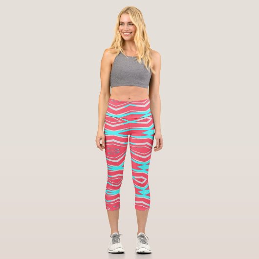 Capris, ein trendiger, vielfarbiger Stoffmuster Capri Leggings (Vorderseite)