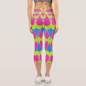 Capris, ein trendiger, vielfarbiger Stoffmuster Capri Leggings (Rückseite)