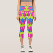 Capris, ein trendiger, vielfarbiger Stoffmuster Capri Leggings (Vorderseite)