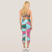 Capris, ein trendiger, vielfarbiger Stoffmuster Capri Leggings (Rückseite)
