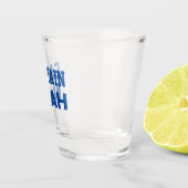 Captain Noah Schnapsglas (Rechts)