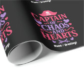 Captain of Chaos and Hearts Pirate Graphic Geschenkpapier (Rolleneckpunkt)