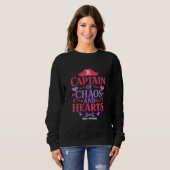 Captain of Chaos and Hearts Pirate Graphic Sweatshirt (Vorne ganz)