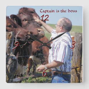 Captain Pinzgauer bull clock Quadratische Wanduhr
