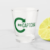 CAPTCHA Shot Glass - Bot-Blocking Barware Schnapsglas (Vorderseite)