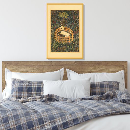 Captive Unicorn-StretchCanvas Print Leinwanddruck (Insitu (Schlafzimmer))