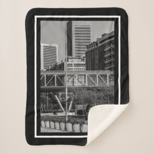 Captown Monochrome Cityscape Street Lifestyle Sherpadecke