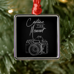 Capture Moment Camera Photography Photographer. Ornament Aus Metall