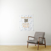 Capture the Liebe add QR scan upload image blue Wandteppich (Beispiel)