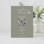 Capture the Liebe Foto I Spy Wedding Game Menu RSVP Karte (Stehend Vorderseite)