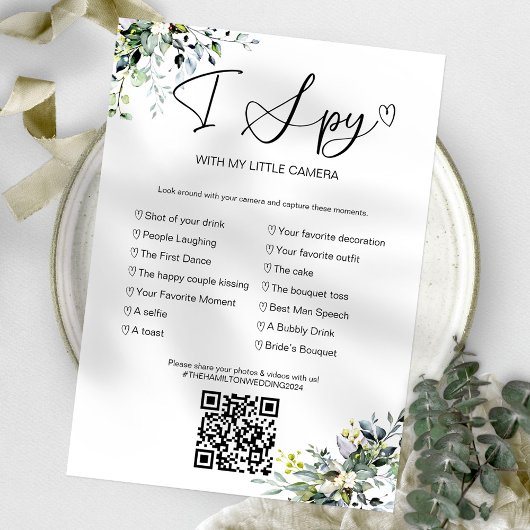 Capture the Liebe I Spy Wedding Game with QR Einladung