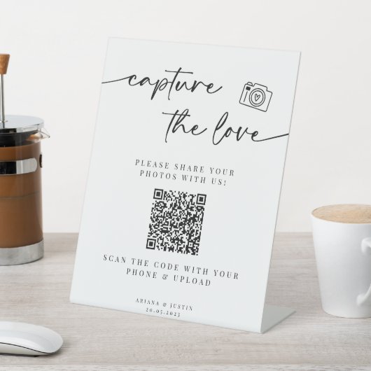 Capture the Liebe Wedding Sign with QR Code Sockelschild (In SItu)