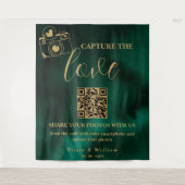 Capture The Love Emerald Green & Gold QR Backdrop Wandteppich (Vorderseite)