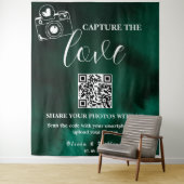 Capture The Love Emerald Green QR Backdrop Wandteppich (Beispiel)