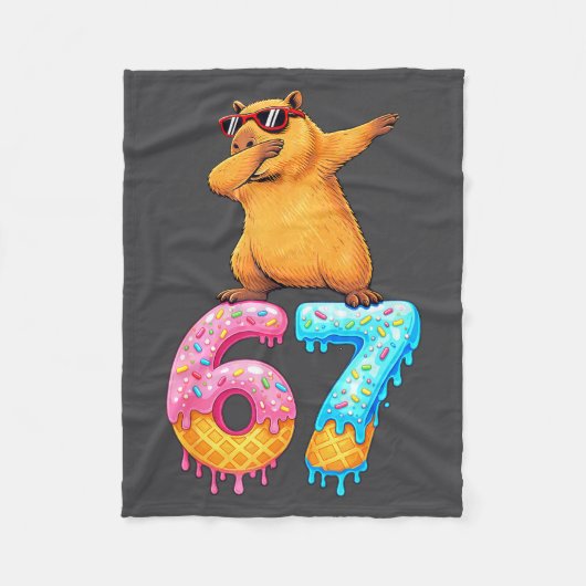 Capybara Dabbing 67 Ice Cream Drip 67 Birthday Boy Fleecedecke (Vorderseite)