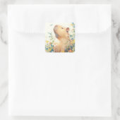 Capybara Daydream in the Meadow Quadratischer Aufkleber (Tasche)