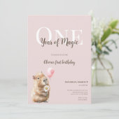 Capybara First Birthday Invitation • Woodland Girl (Stehend Vorderseite)