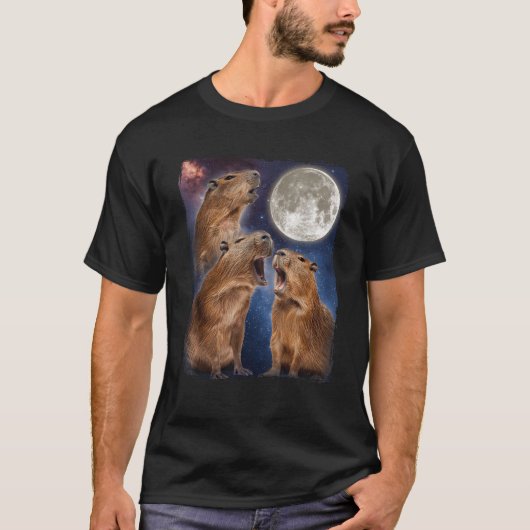 Capybara Howling At The Moon T-Shirt (Vorderseite)