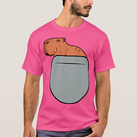 Capybara in Ihrer Pocket Capybara T-Shirt (Vorderseite)