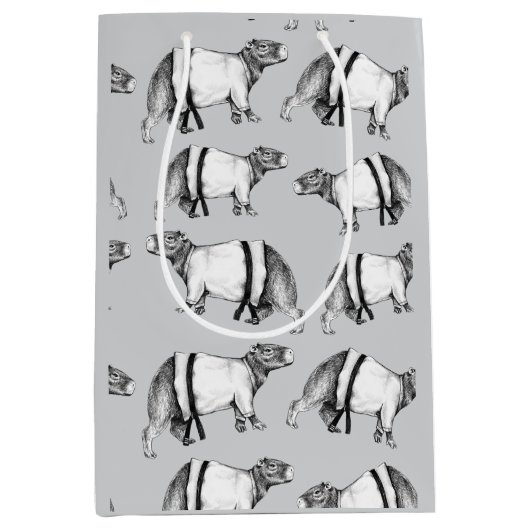 Capybara Karate Mittlere Geschenktüte (Vorderseite)