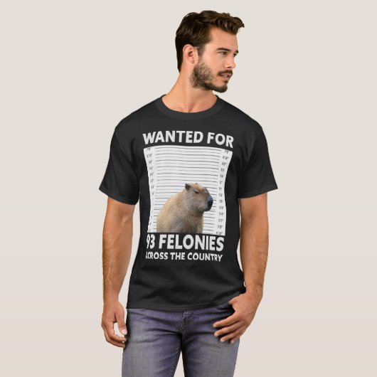 Capybara Mugshot Wollte für 93 Felonies auf der ga T-Shirt (Vorne ganz)
