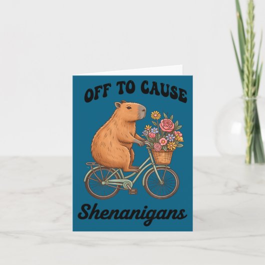 Capybara off to cause shenanigans st patricks day karte (Vorderseite)