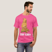 Capybara on Turtle Bleibe Capy T-Shirt (Vorne ganz)