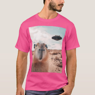 Capybara Selfie mit Ufos Funny Graphie T-Shirt