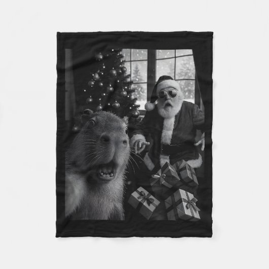 Capybara Selfie With Santa Funny Capybara For Men  Fleecedecke (Vorderseite)