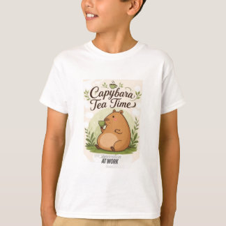 Capybara-Teestunde | Süße Capybara trinkt Tee Spaß