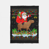 Capybara Xmas Pajamas Ugly Santa Riding Capybara C Fleecedecke (Vorderseite)