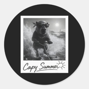 Capyra Wasserskiing Sommer Lustiges Meme Runder Aufkleber