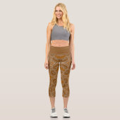 Caramel Fractal Lace  Capri Leggings (Vorderseite)