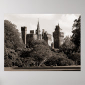 Cardiff Castle II - Sepia Poster (Vorne)