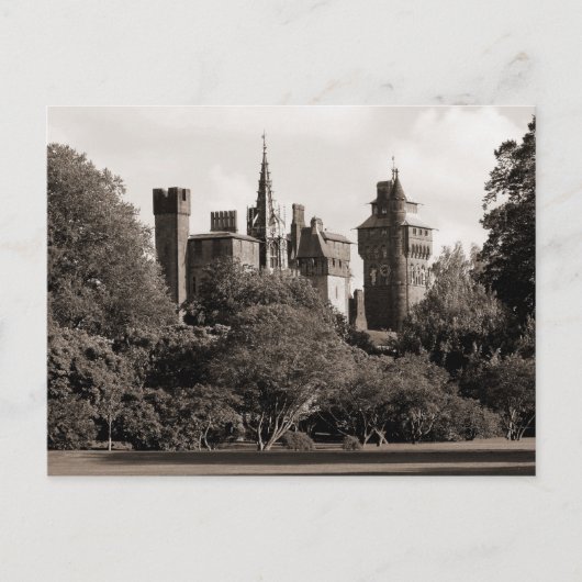 Cardiff Castle II - Sepia Postkarte (Vorderseite)