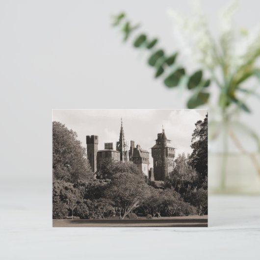 Cardiff Castle II - Sepia Postkarte (Stehend Vorderseite)