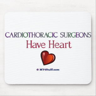 Cardiothoracic Chirurgen haben Herz Mousepad