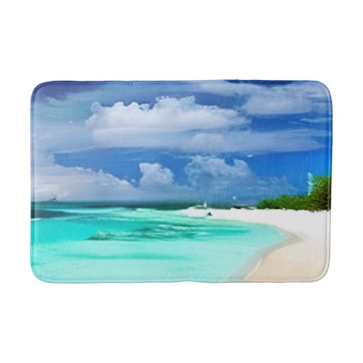 Caribbean Beach mit Deep Blue Summer Sky Badematte (Vorderseite)