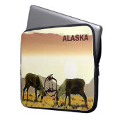 Caribbean Duel - Alaska Laptopschutzhülle (Vorderseite Links)
