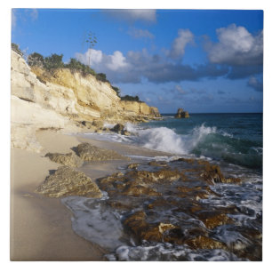Caribbean, St. Martin, Cliffs am Strand von Cupeco Fliese